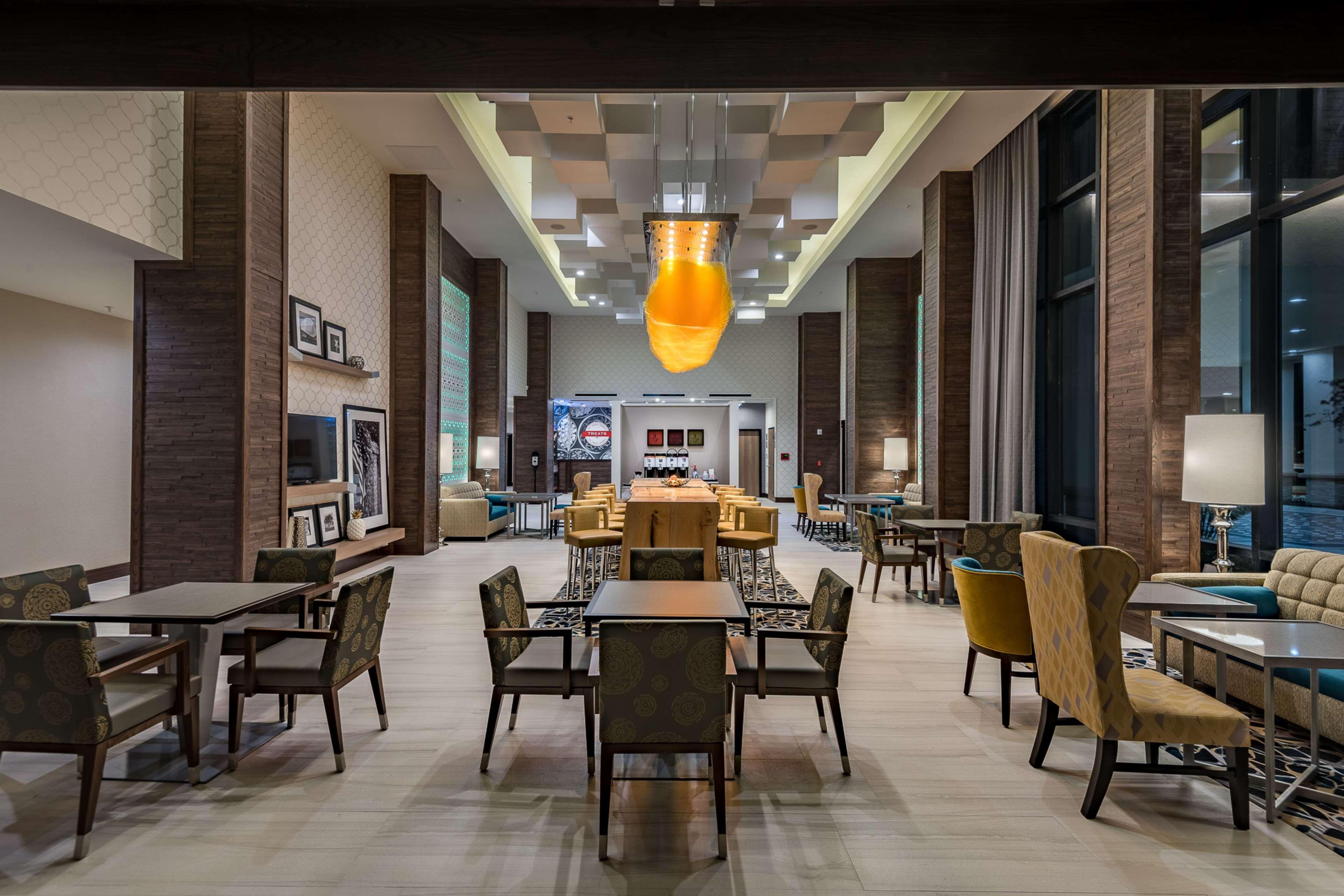 Hampton Inn & Suites Dallas-The Colony 3*