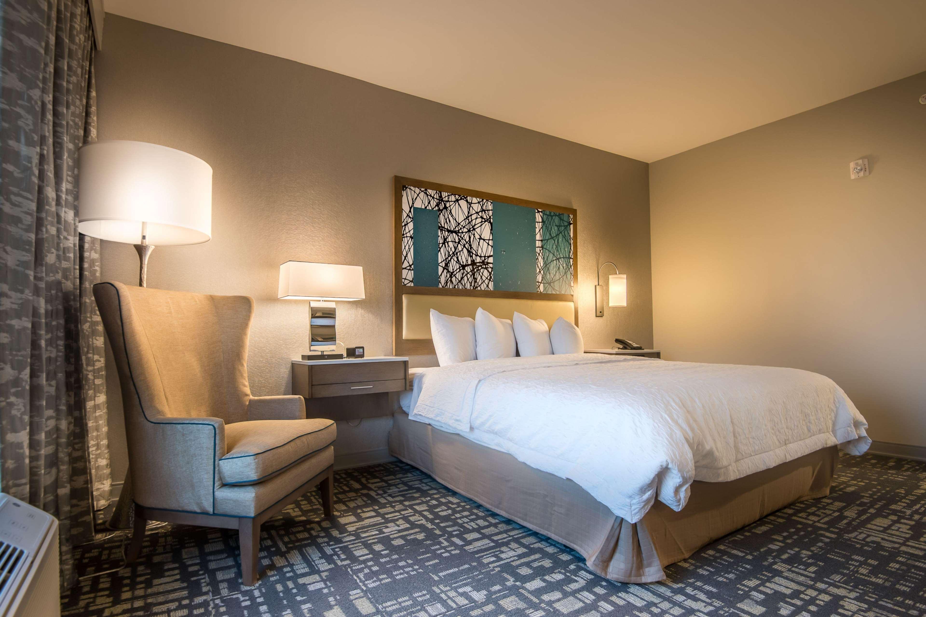 Hotel Hampton Inn & Suites Dallas-The Colony 3*