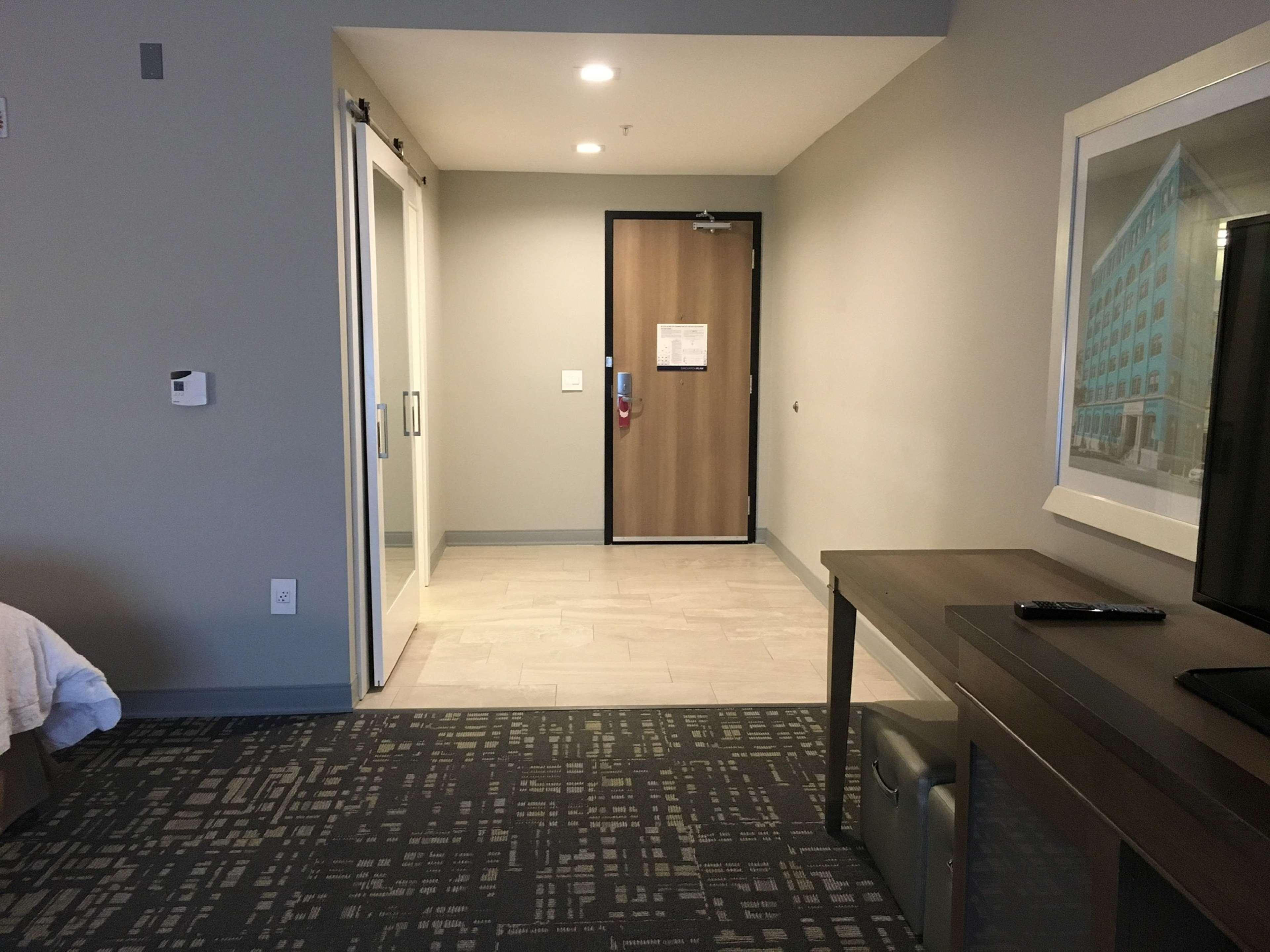 Hotel Hampton Inn & Suites Dallas-The Colony 3*